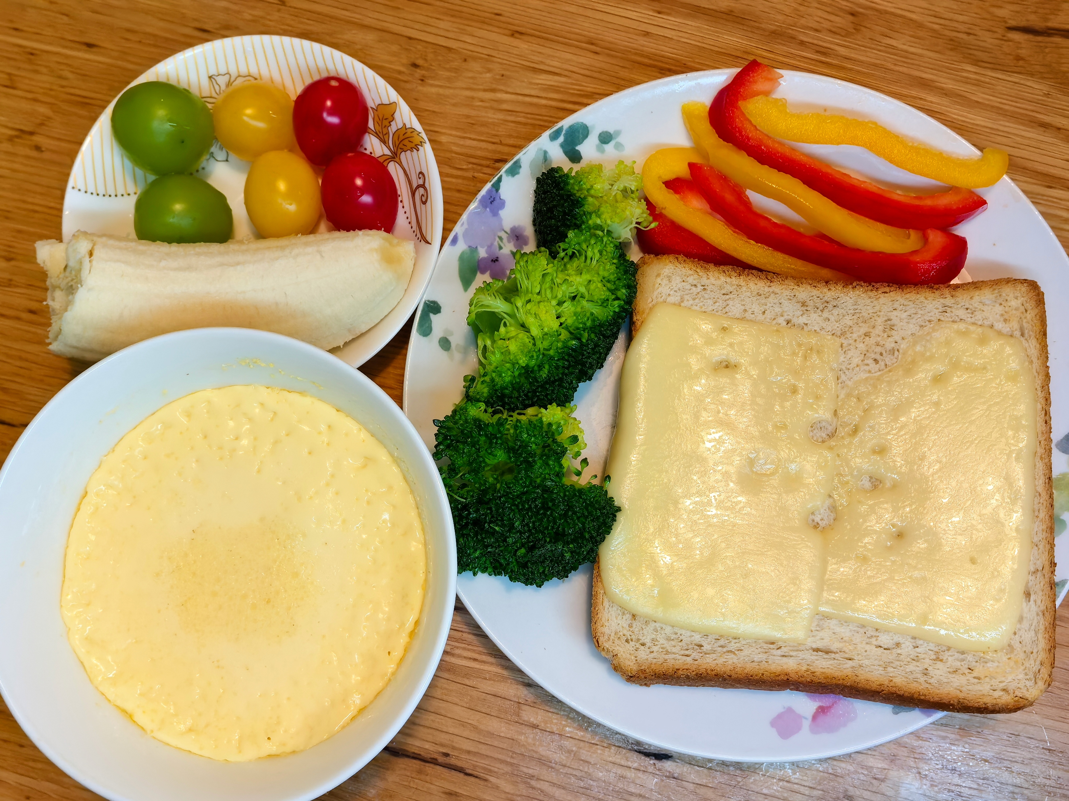 波妞的早餐  全民营养提升计划  早上好！今天波妞说要在家吃饭。可是家里没备什么