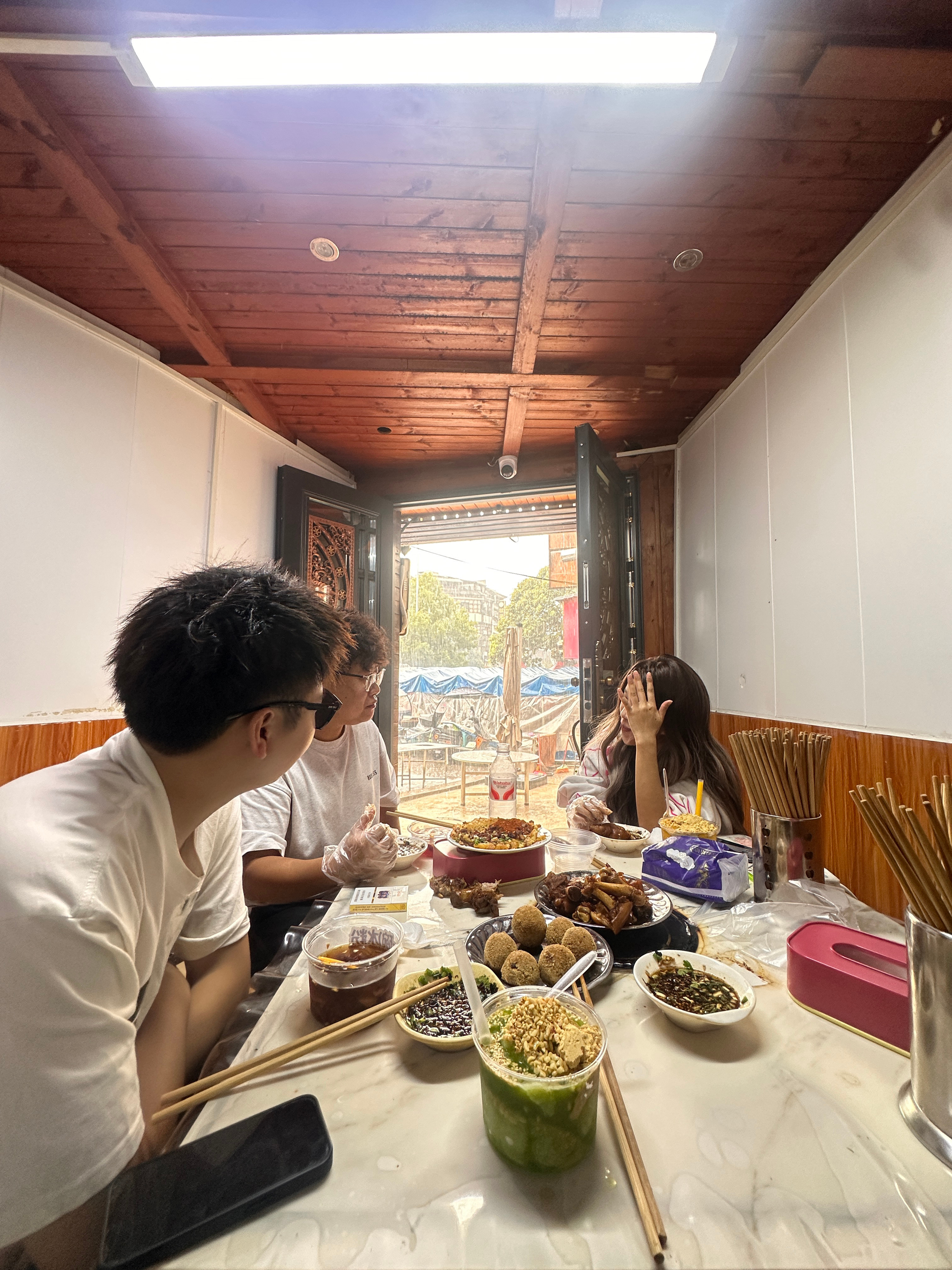 生活不必盛大 随时记录 便是浪漫[比耶] ​​​