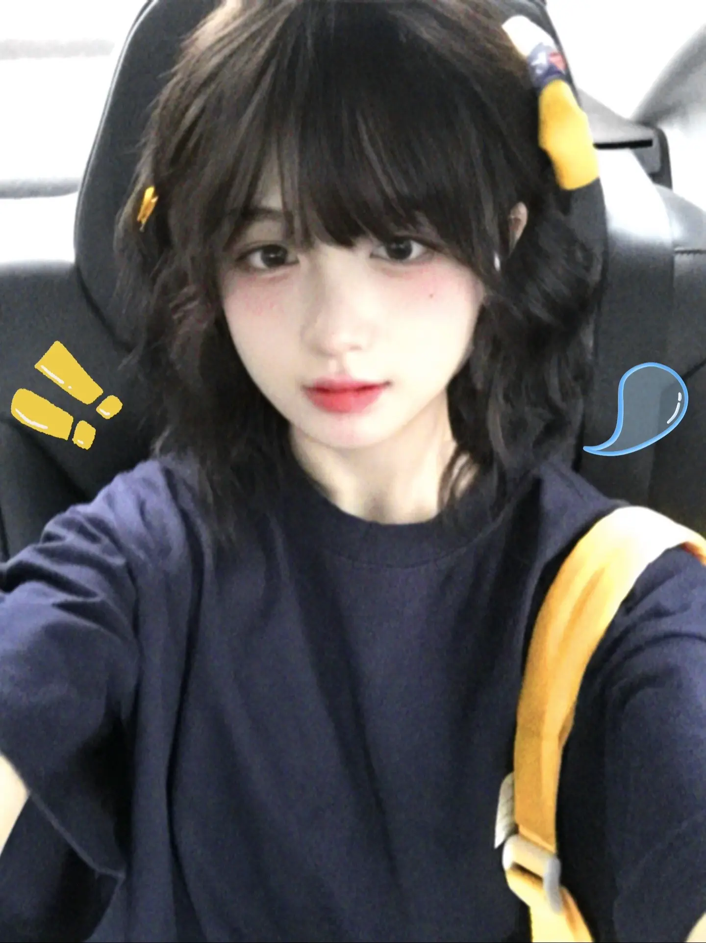 根紧紧握 紧紧牵你的手。