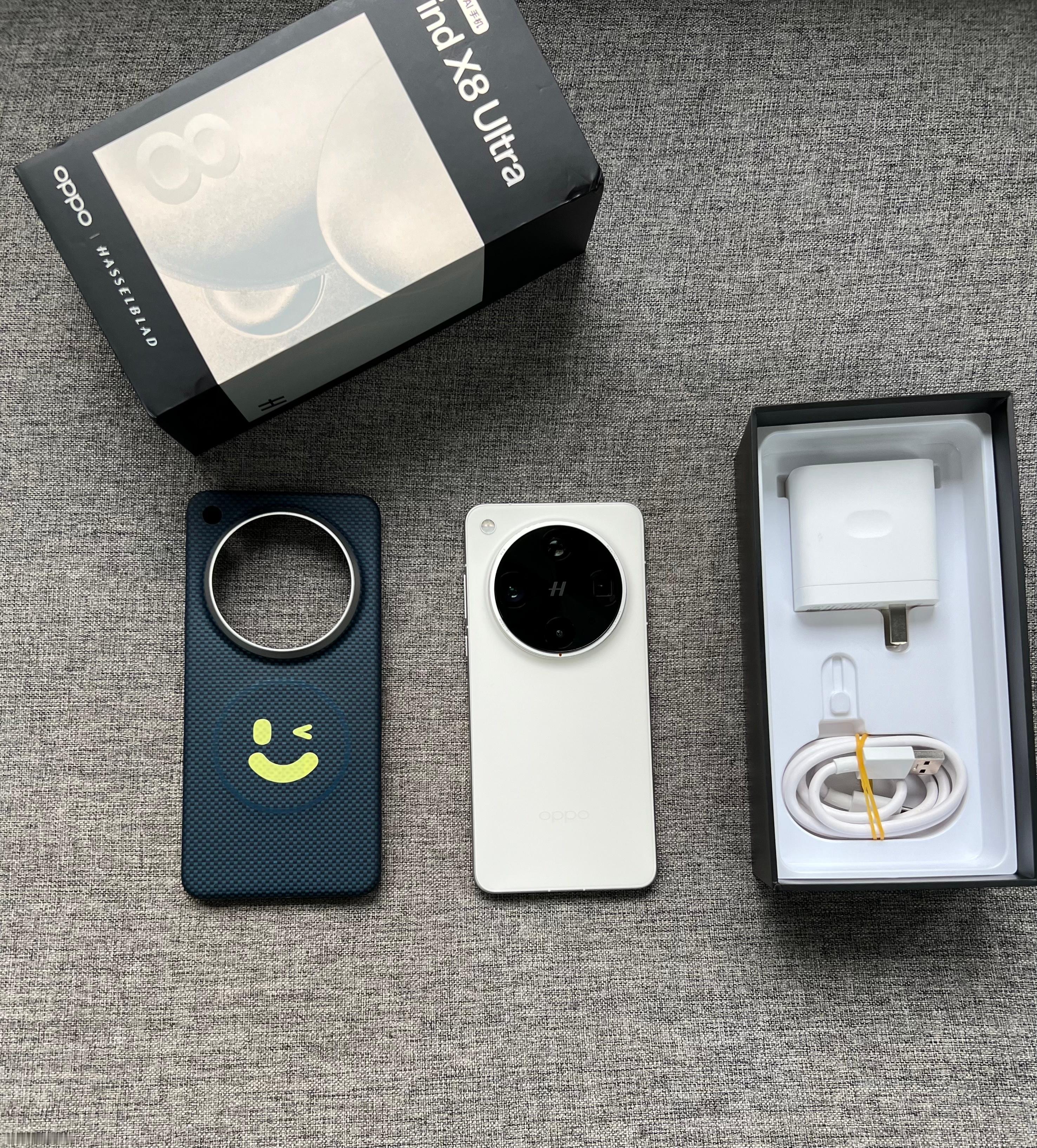 OPPO Find X8 Ultra 16+512G 白色屏幕细微划痕（正常看不