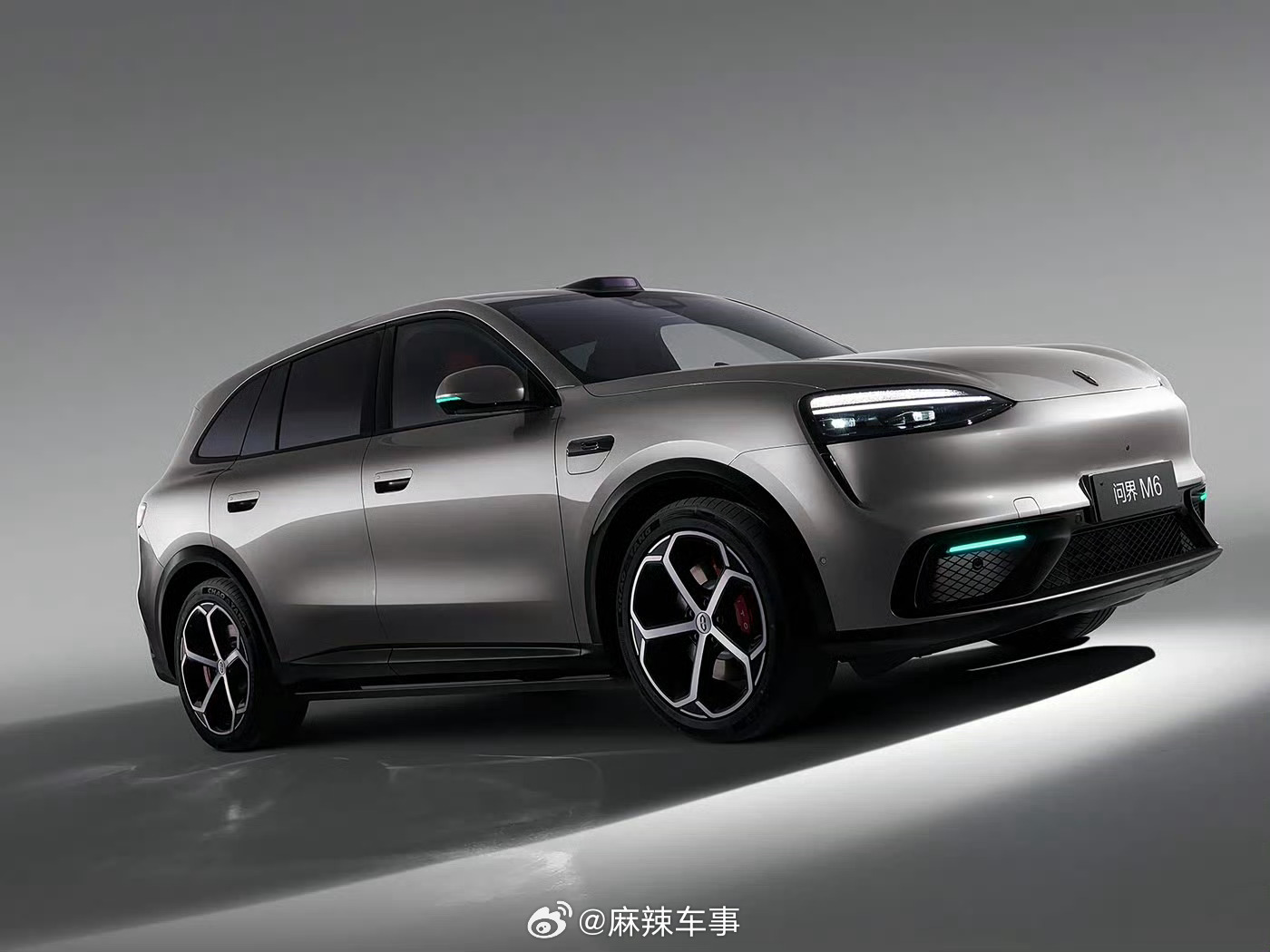 问界M6内饰曝光 