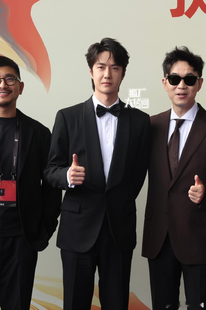 王一博金鸡奖表彰大会生图  王一博金鸡奖提名者表彰大会生图 王一博参加金鸡奖提名