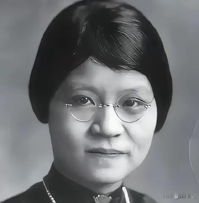 17岁逃婚抗命、被鲁迅痛骂半生！中国首位女校长，最终以热血殉国洗白所有争议
 