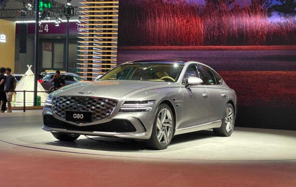 【新款捷尼赛思G80：29.98万起】粤港澳车展上，新款捷尼赛思G80上市，提供