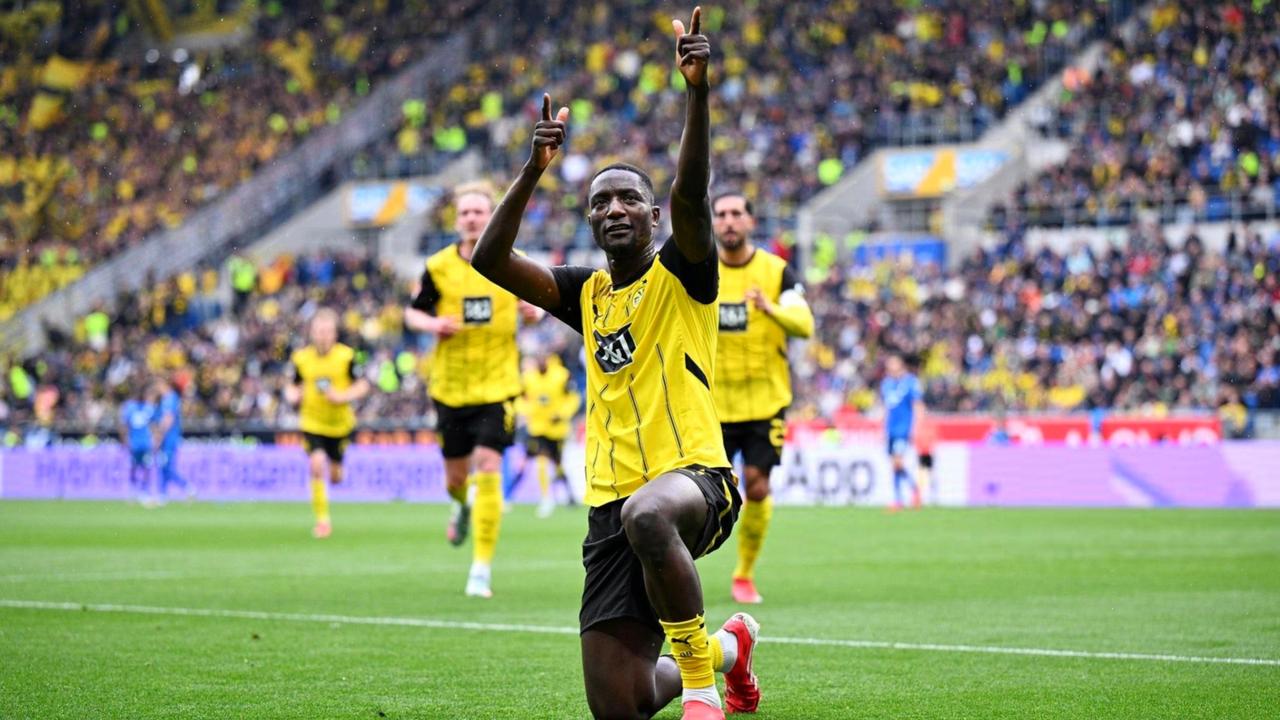 多特前锋吉拉西的解约金条款将在明年夏天生效，届时金额将大幅降低至约5000万欧。