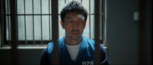张鲁一昨天庭上起诉今天号里上诉  看张鲁一的新剧，真没想到角色转变这么快，前一天