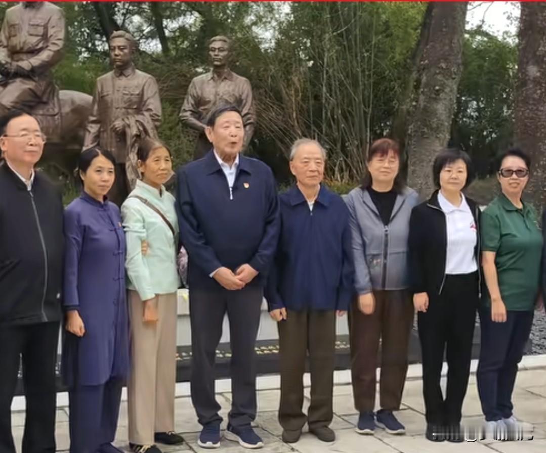 估计吴红等也没有想到吧，一部电视剧让他们相聚了，且改变了他们的人生轨迹。
吴石将