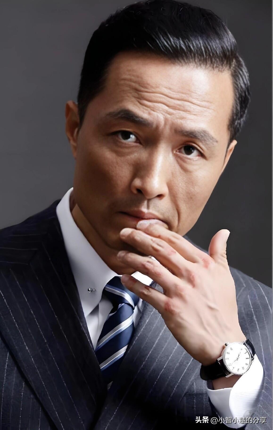 这一位男演员颜值的辨识度很高，演技在线，但他出道多年却没有红起来，很少有人知道他