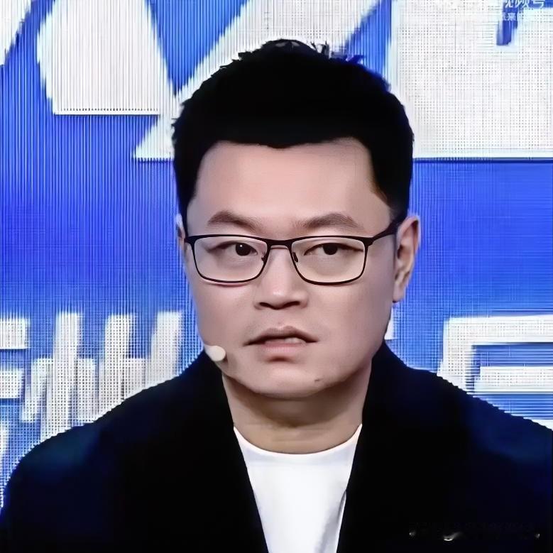 国乒女团亚锦赛遗憾丢冠，侯英超的赛后点评直接引爆全网！一句话点破这次输球最扎心的