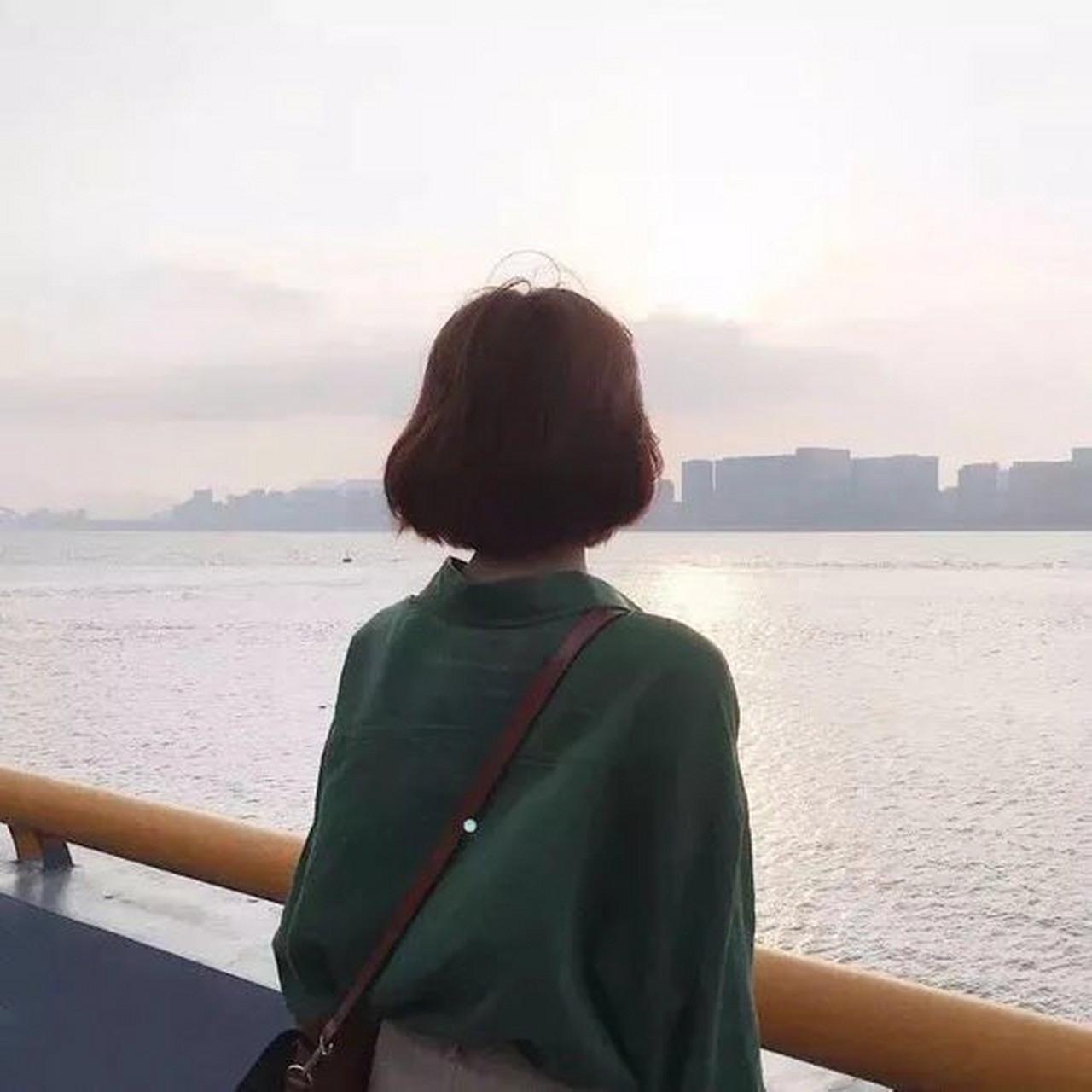 一个强大的人
不会把太多的心思花在
取悦和亲附别人上面
最重要的是练好自己的内功