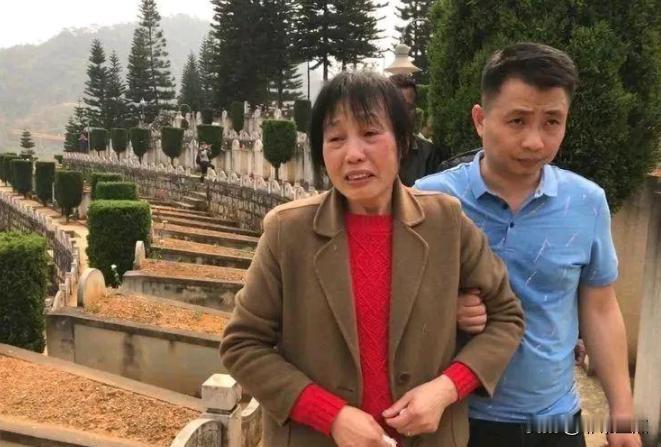 1984年，一战士壮烈牺牲，他新婚20天妻子没有改嫁，为他生下遗腹子，35年后，
