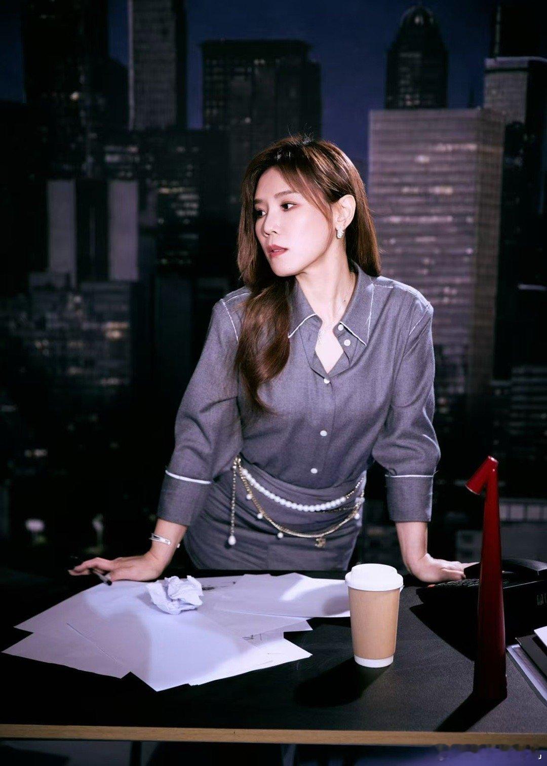 李佳薇2026能亮巡回演唱会李佳薇能亮巡回演唱会广州站 广州的朋友让我看到你们的