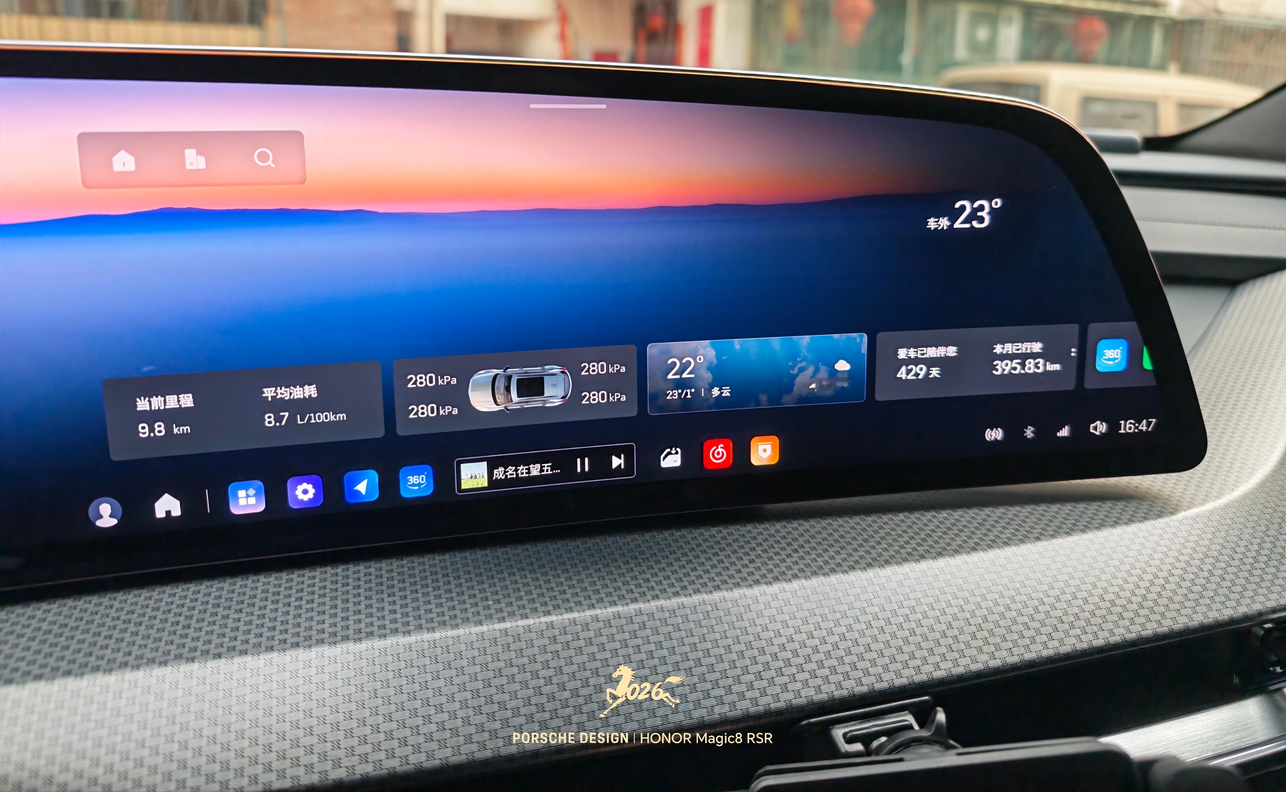 多地气温断崖式下跌刚从外面回来，真的刮起了沙尘暴 ，漫天黄沙啊，感觉好久没有这样