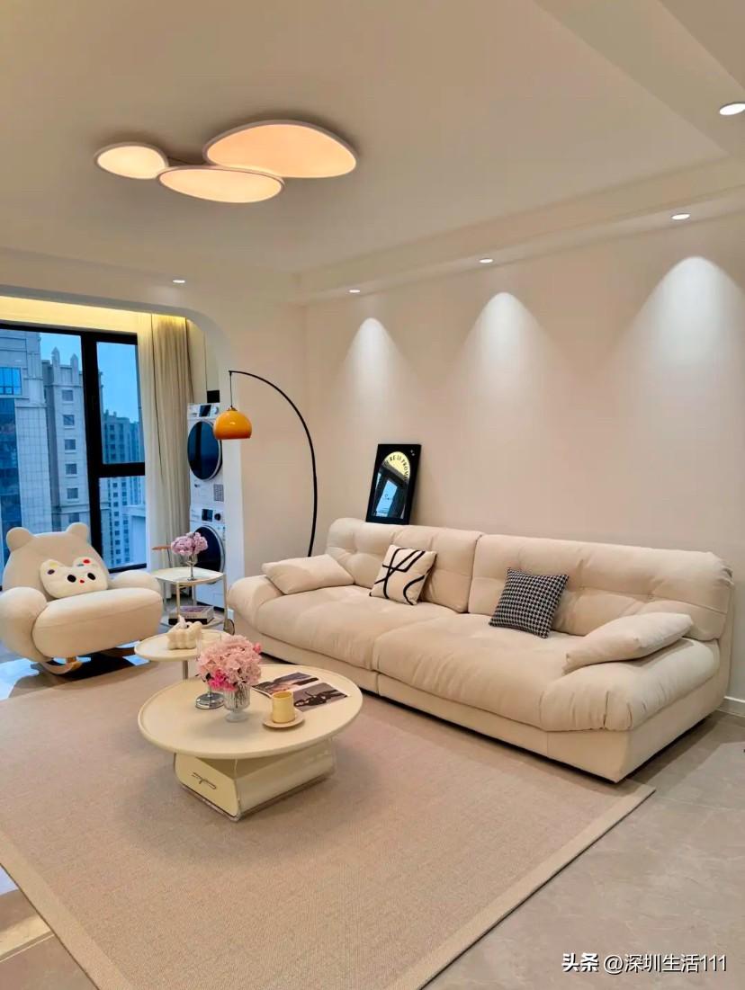 我们小区有个女的，因为不能生孩子，被老公提出了离婚，她老公赔给她4万块，她争到了