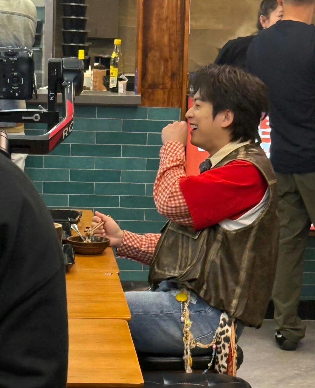 声生不息还原武艺早期留子味声生不息 谁看了武艺的悉尼路透不迷糊！录《声生不息》直