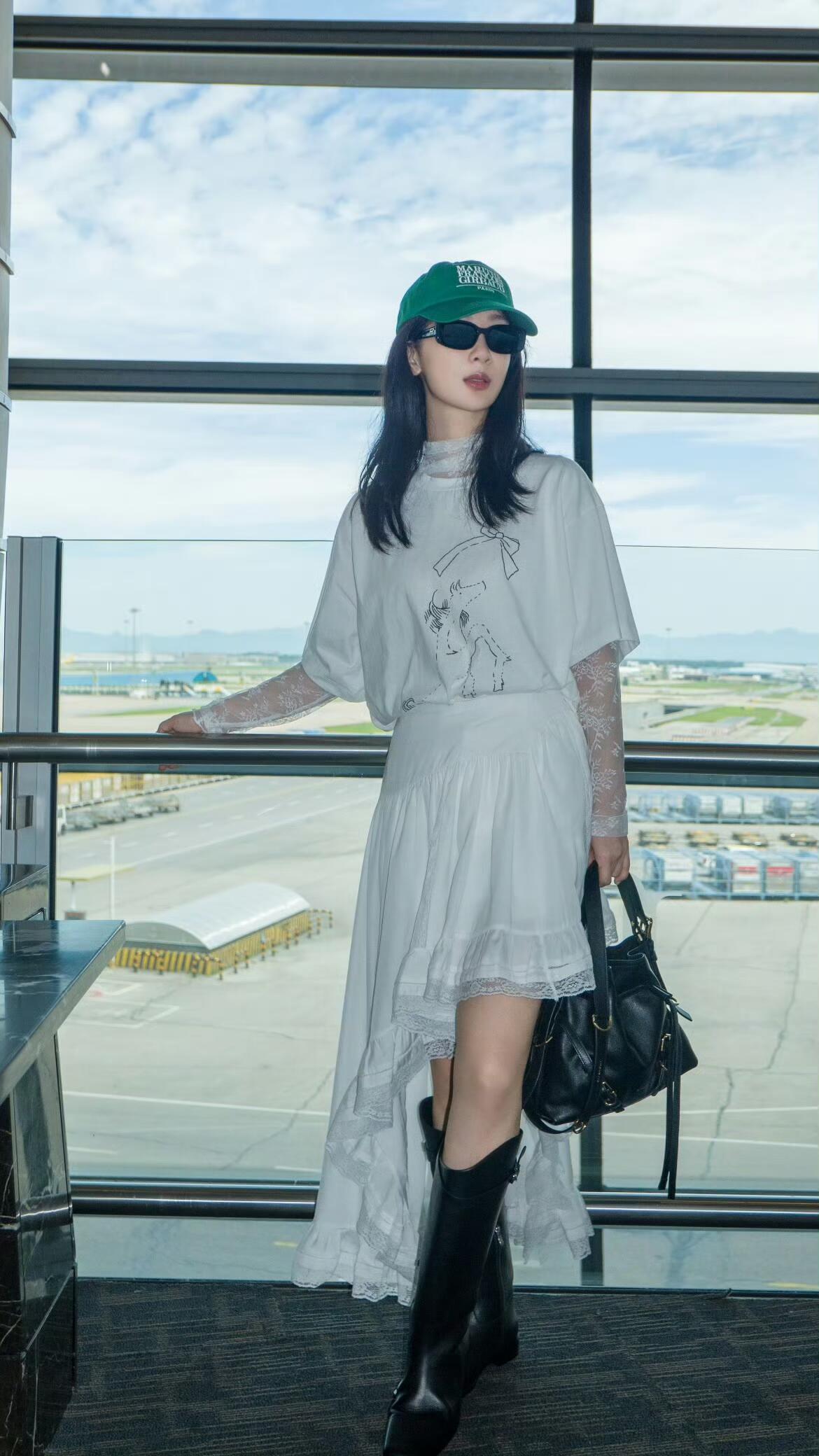 杨紫 晚安，吱吱公主👸起落平安 