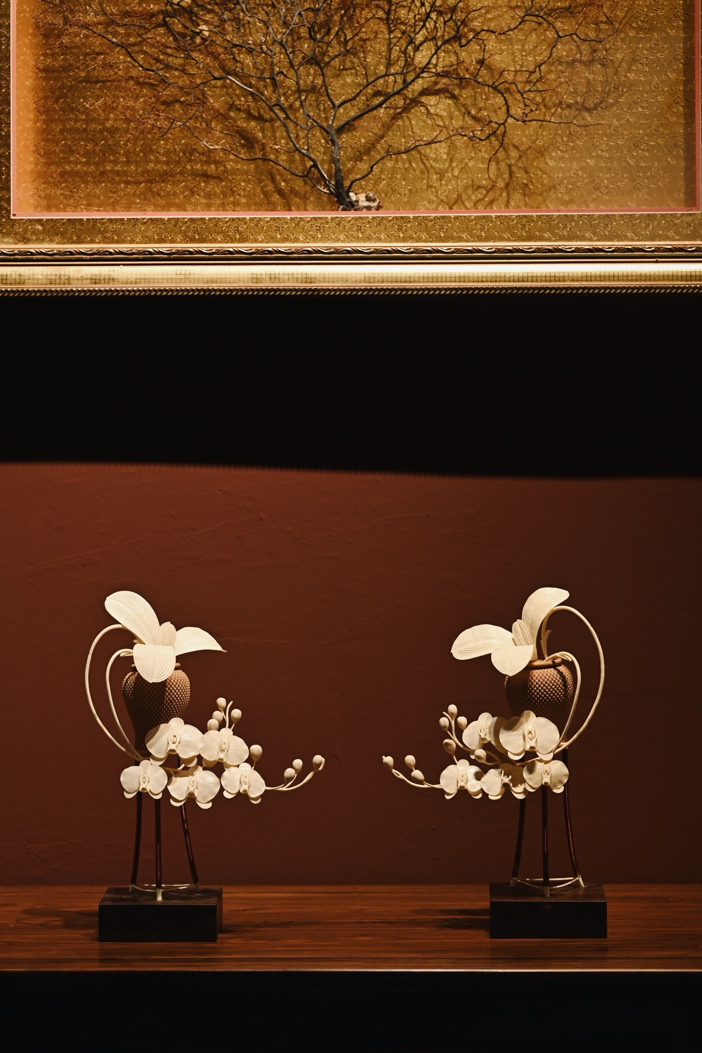 黄杨木×猛犸 | 兰风轻舞 摆件多种材质结合，将东方美学与手工巧思融合得恰到好处