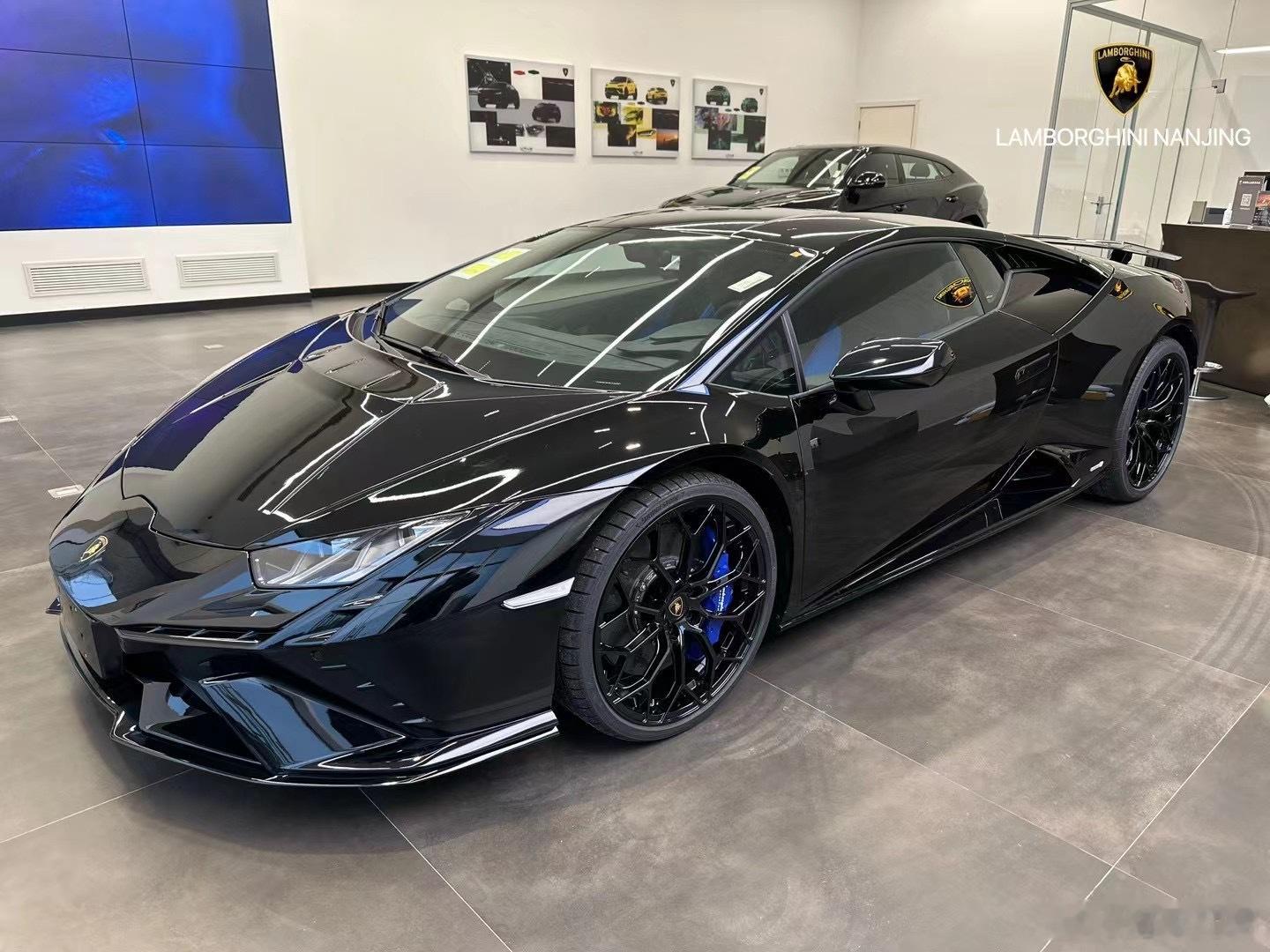Huracan Tecnica 黑/蓝现车在售 ​​​