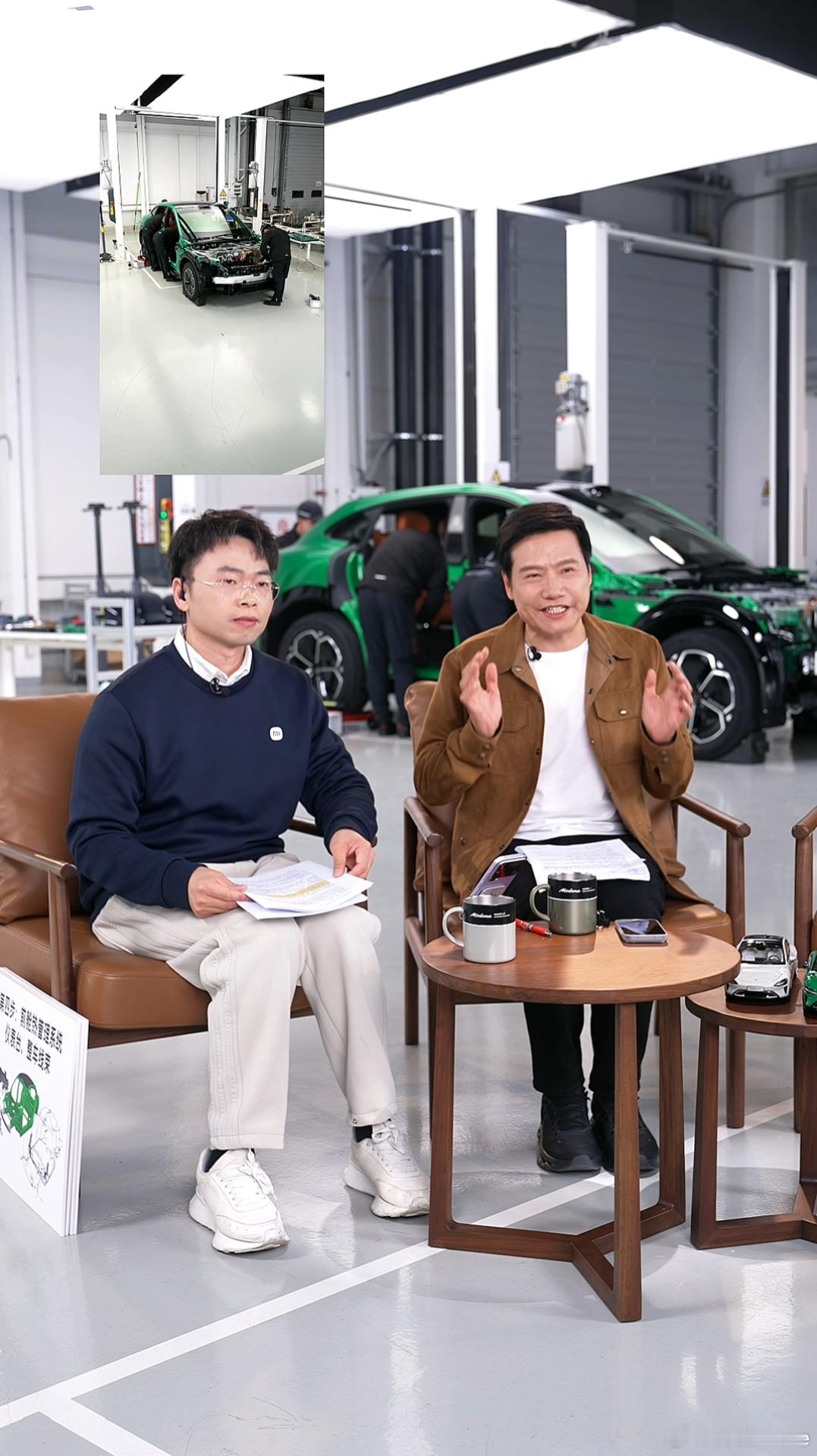 雷军直播回应质疑大家都在看雷总直播么，这次不仅会现场拆解一台YU7，雷总还要对最