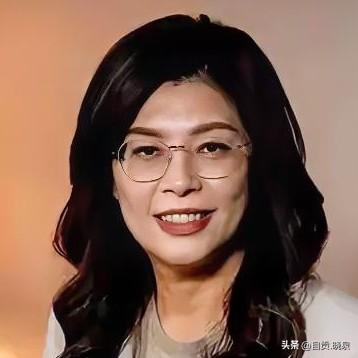 国民党主席郑丽文“穷”得“叮当响”有几个人能理解？……

知道的网友说她是国民党