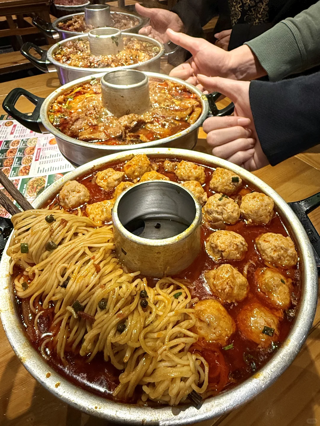 它唯一的缺点：在北京百子湾。。。且没有对手！！
