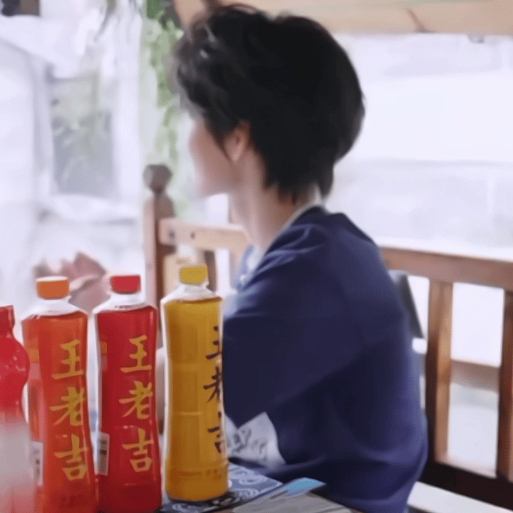 给我们真源忙坏了张真源奔跑吧
