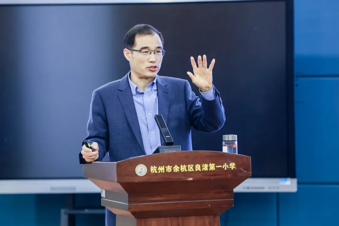 杭州师大申宣成：语文课程标准修订组专家