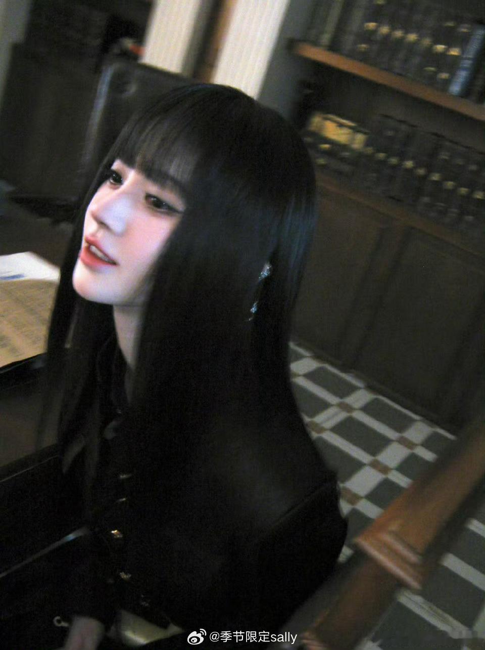 鞠婧祎好适合这组富江塑、、 