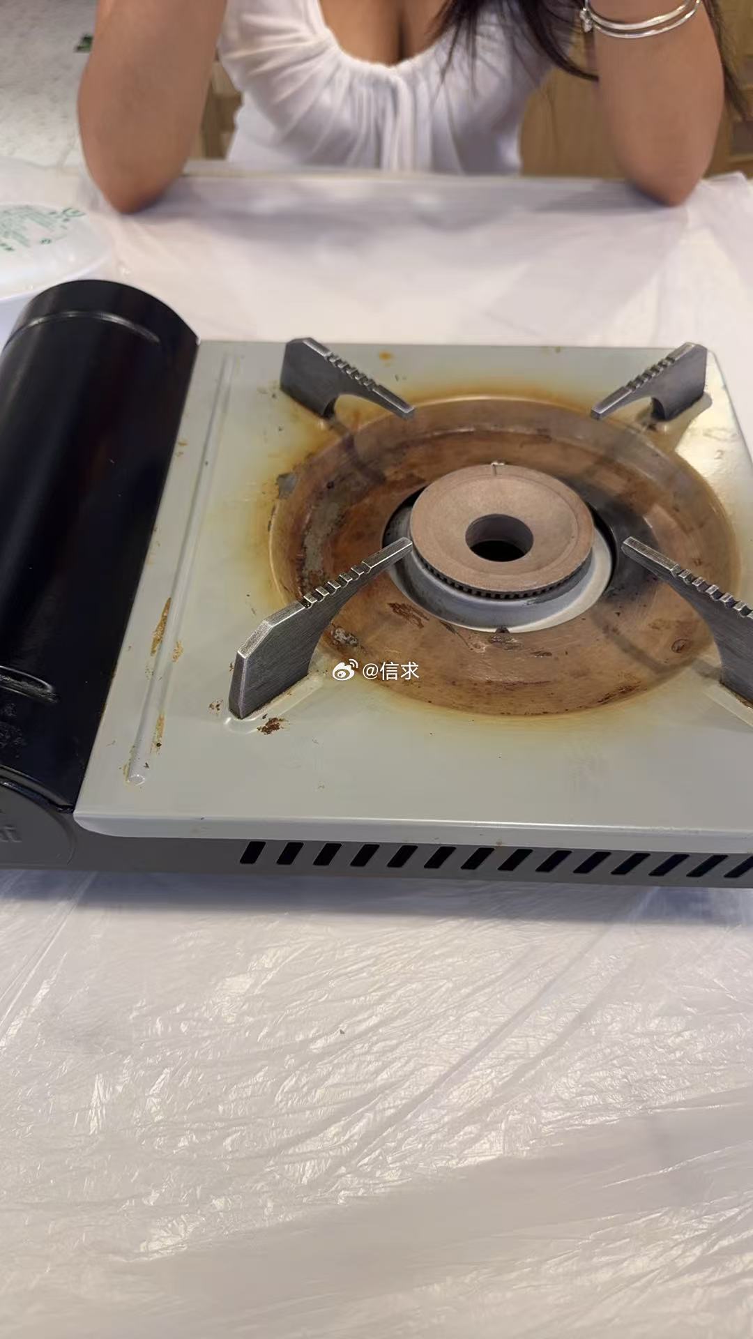 和姐妹出来玩 