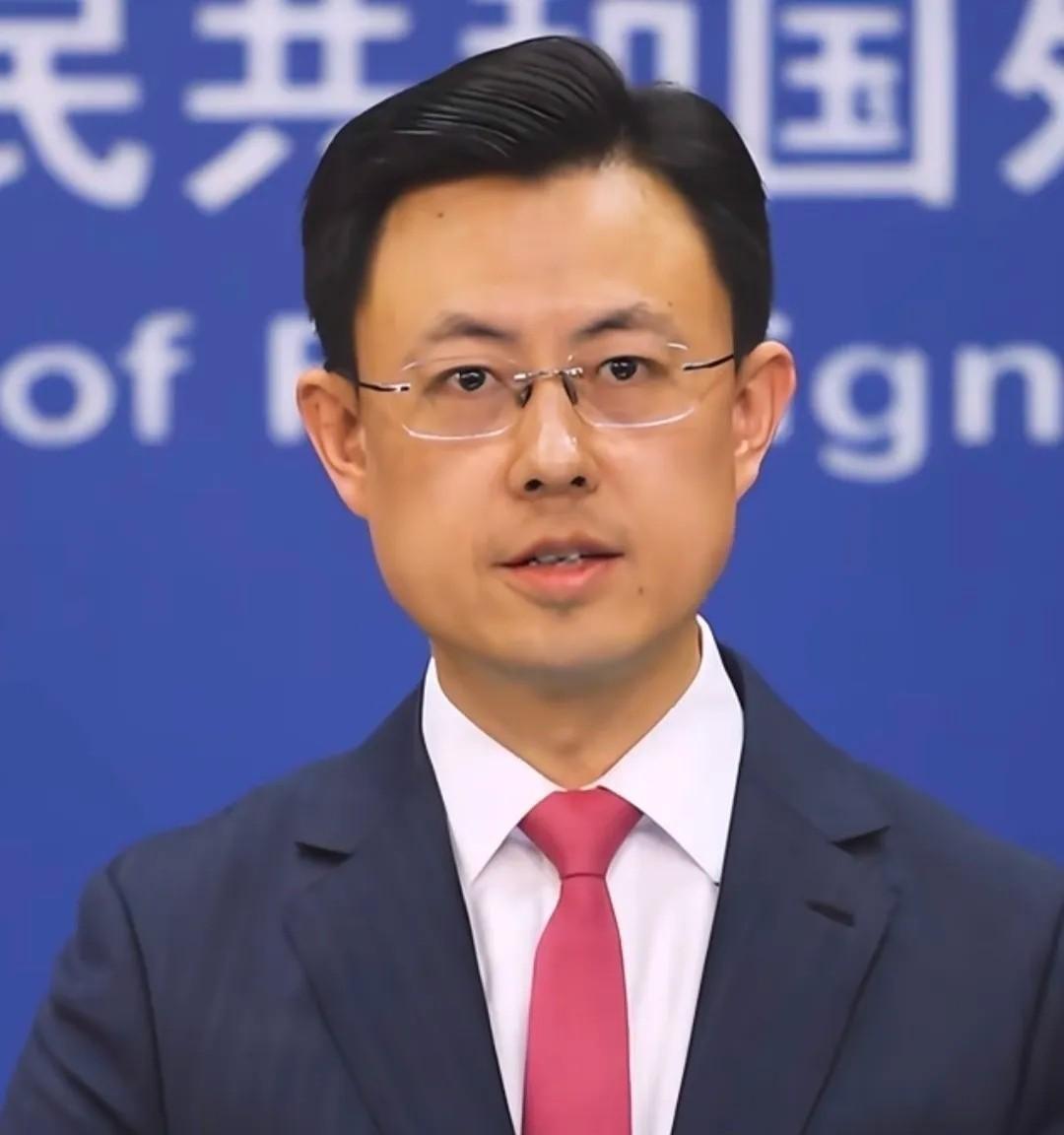 怪不得美国谈判谈判桌上不屑要石墨了！
 
美国在谈判桌上装硬气，摆出一副不稀罕中