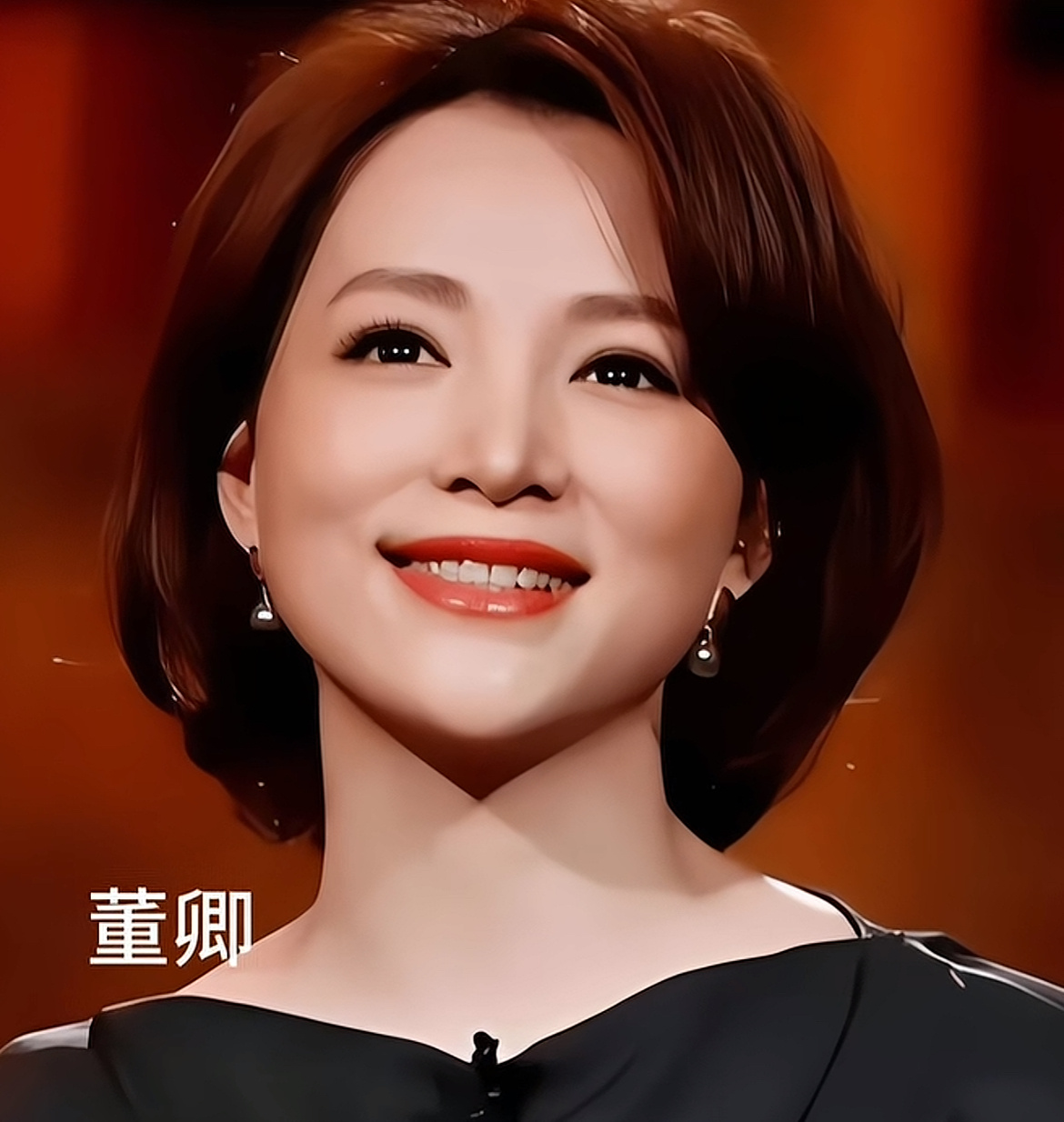 董卿 抖音评论被造谣真是离谱到家了！一位酒店投诉客人匿名姓董，结果被有心人张冠李