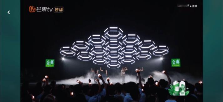 #郑妮可C位#郑妮可给我们带来的这样魅力无限的舞蹈完全就是视觉上的一种享受呀，我