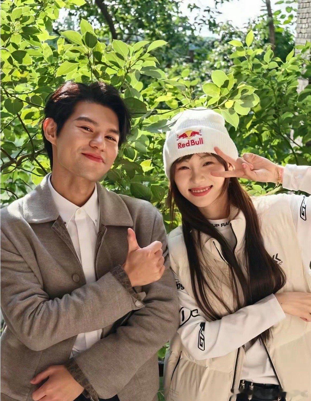 痞幼威廉约会姐妹感真的太强了，完全没有cp感来的