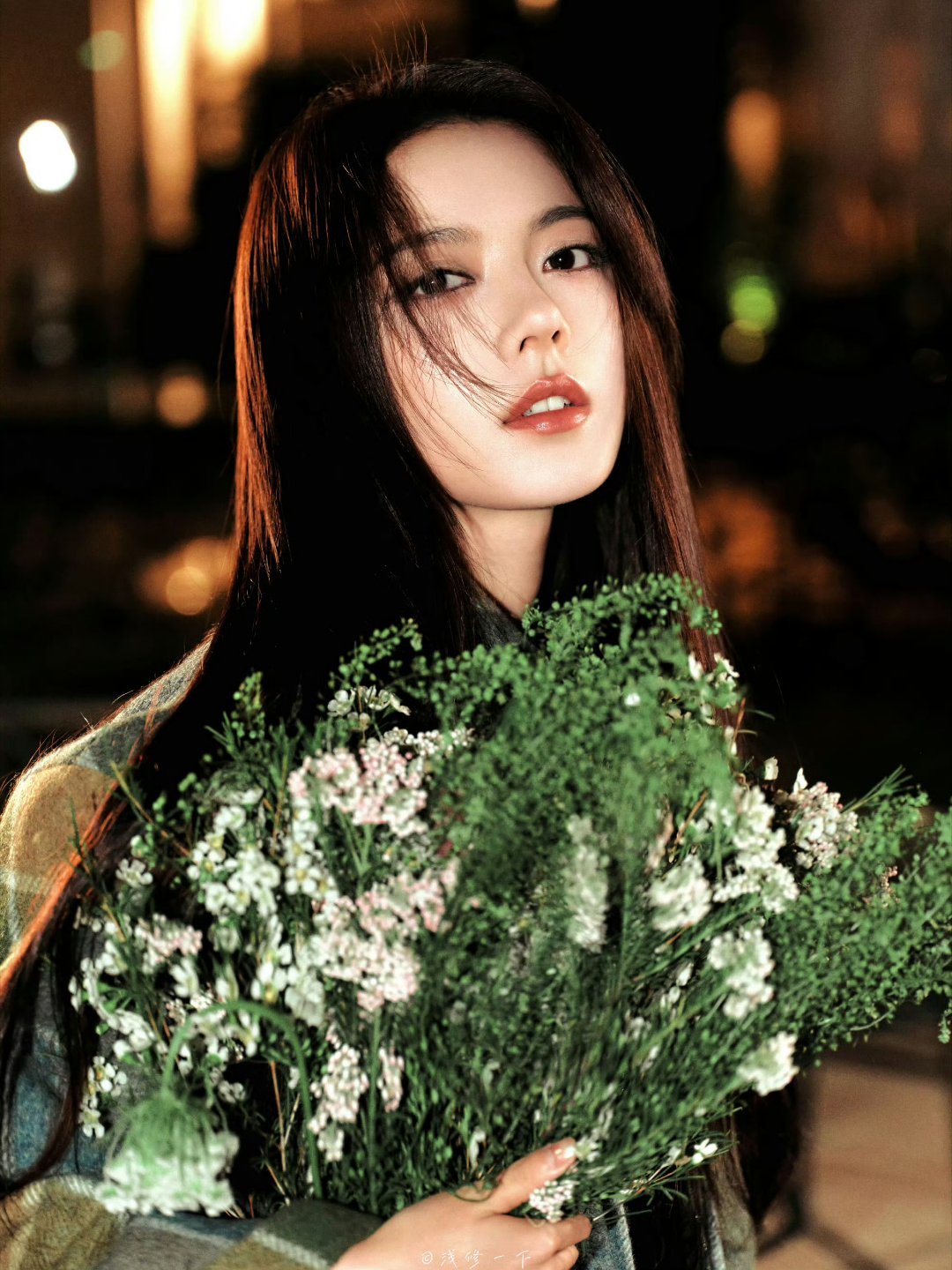 赵今麦在国外美成啥了感觉赵今麦真的是火力全开了，太漂亮了。 ​​​
