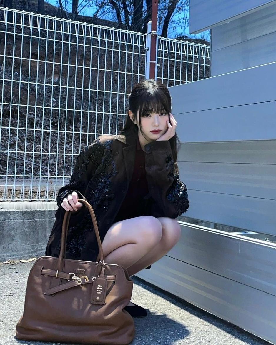 和miumiu适配度满分🤎✨*张元英 ​​​