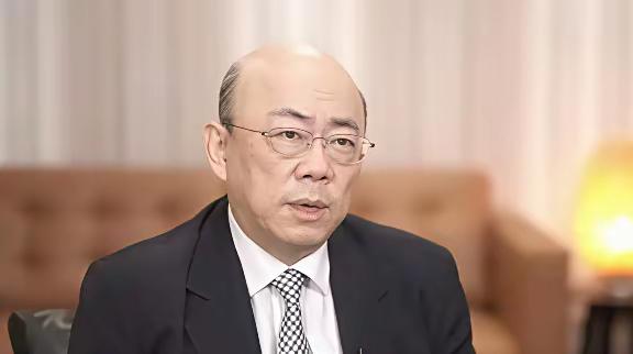 郭正亮给了台湾"最好"出路？一国两制改1个字，或可统后不驻军。

郭正亮在政论节