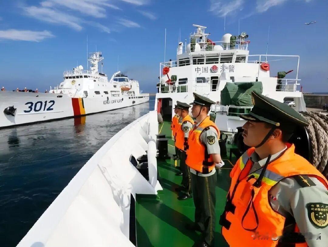硬核守疆！中国海警借鉴边防制胜经验，从容驱离挑衅菲方船只
 
南海维权一线，中国