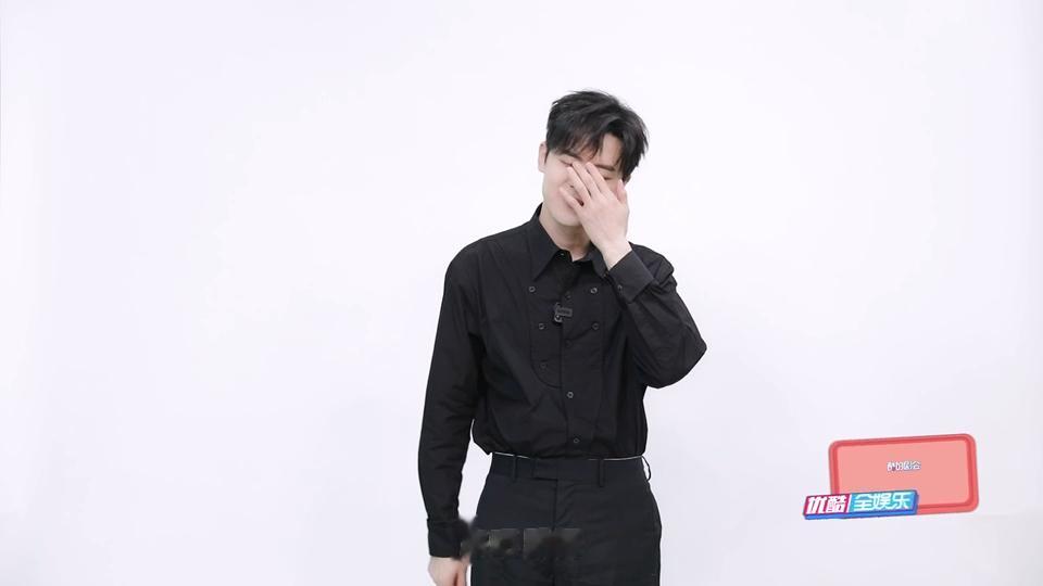 #付辛博霸总娇羞版whatever#付辛博真的非常的有人格魅力啊让人狠狠心动，没