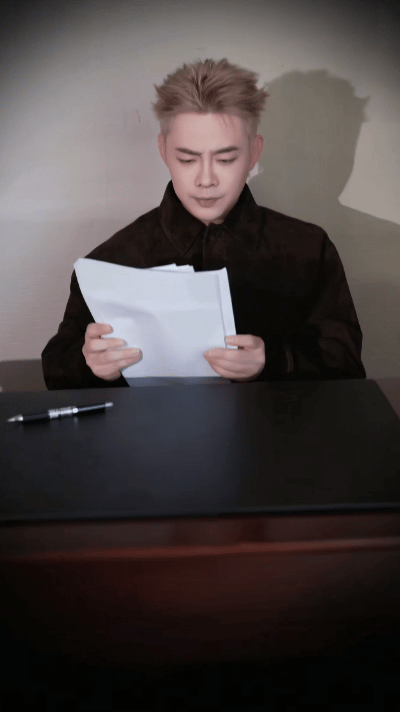 我忌妒你夜夜当新郎低智商犯罪 从没见过这么清奇的认错方式，陆一波直接下跪哭诉内心