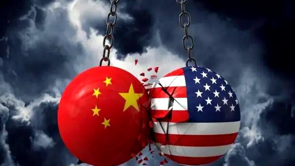 中美关系乍暖还寒，中国却在金融市场上演了一出“反向操作”。

很多人没看懂：明明