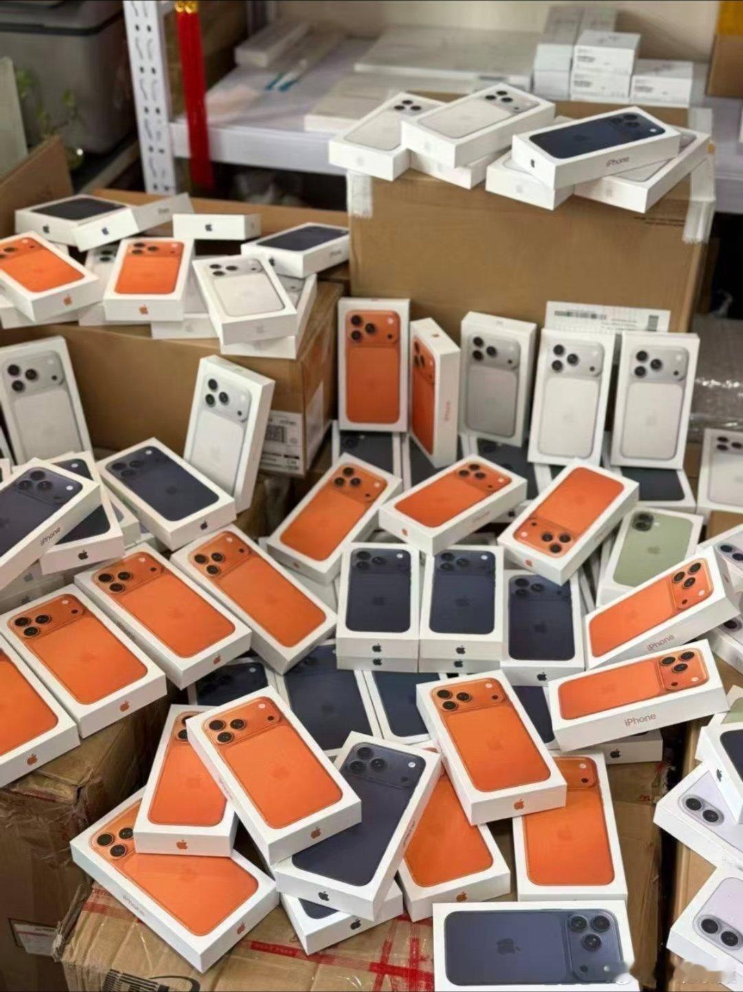 iPhone17Pro被黄牛拒收我这黄牛怎么要加价800？[二哈] ​​​