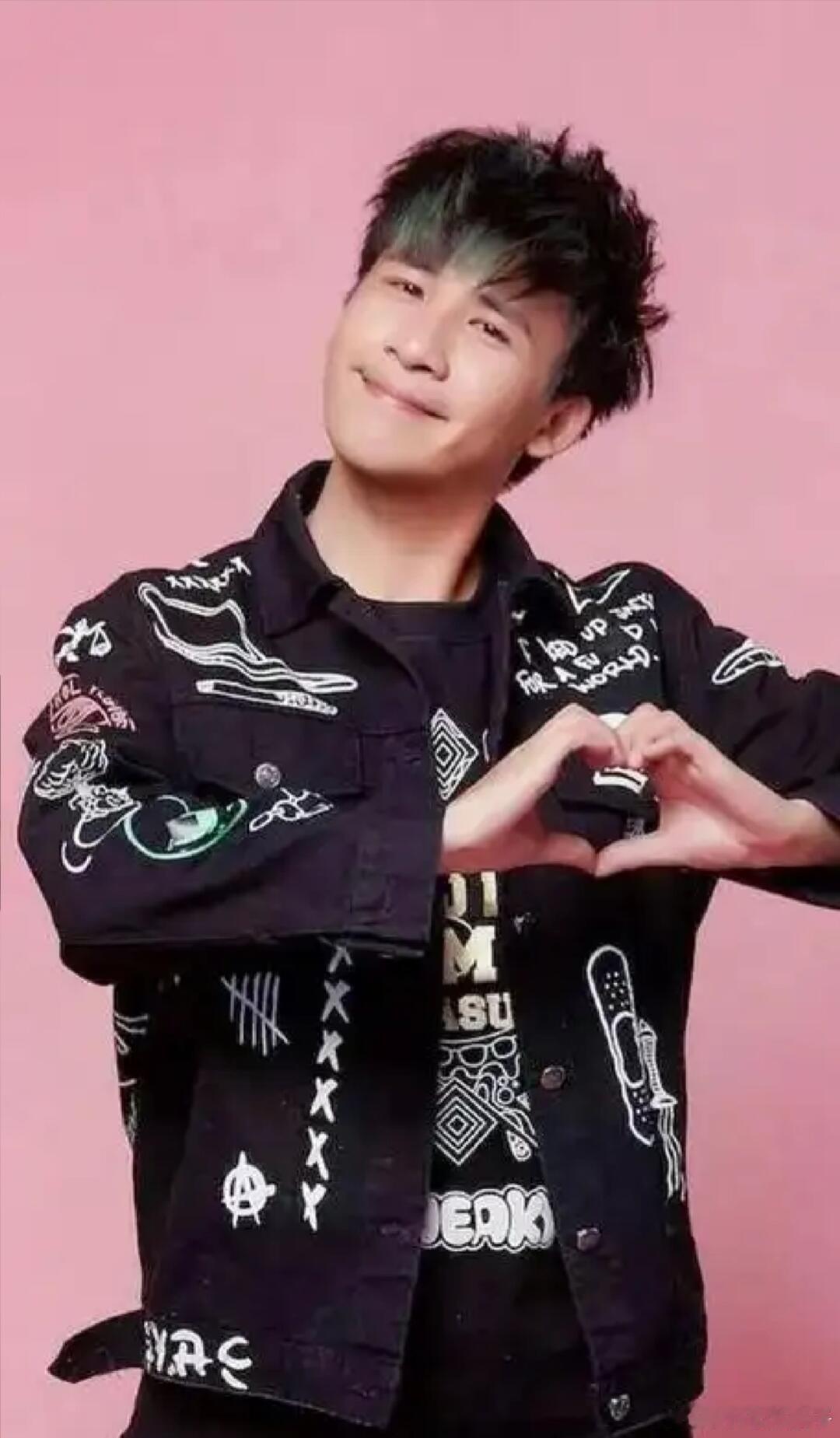 刘大锤曝大张伟有一儿一女 大张伟，真没想到！1月17日，近来低调的大张伟突然冲上