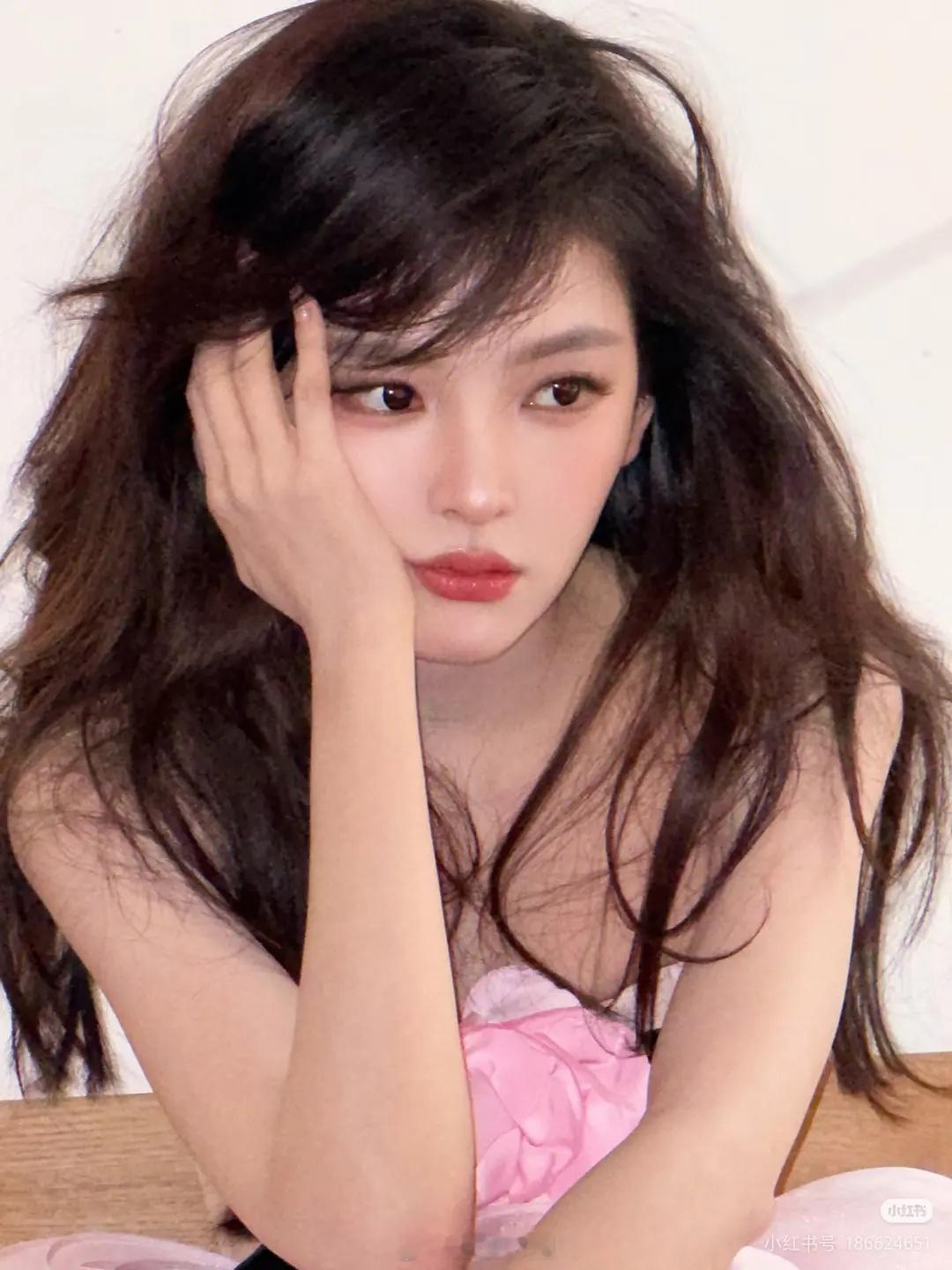 这是我见过章若楠最美的妆造 