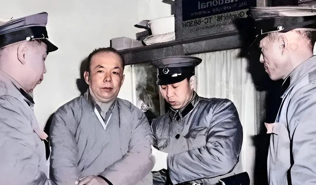 1983年，最后一位 国民党的军统特务“北京站站长”被捕了，没想到，公安逮捕他的