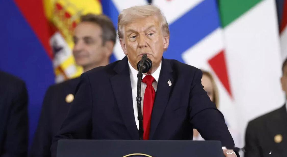 【特朗普称不排除以武力解除哈马斯武装】海外新鲜事 美国总统特朗普10月14日表示