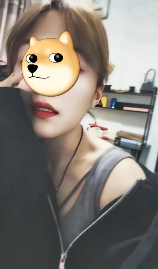 昨天老婆她们单位的一个护士因为出轨赔了人家四万二，因为对方的老婆发现聊天记录了，