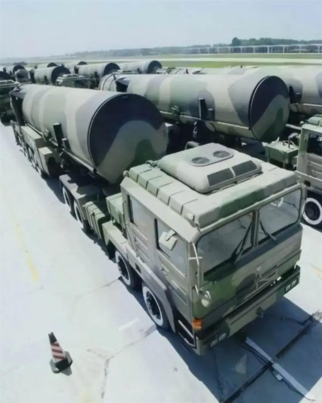 东风-51来了？!
有关“东风-51”的信息，目前皆源于网络传闻与分析，中国官方