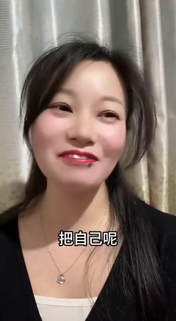 只有傻女人才会跟老公分房睡。
最傻的女人就是一吵架就跟老公分房睡，把老公赶到客厅