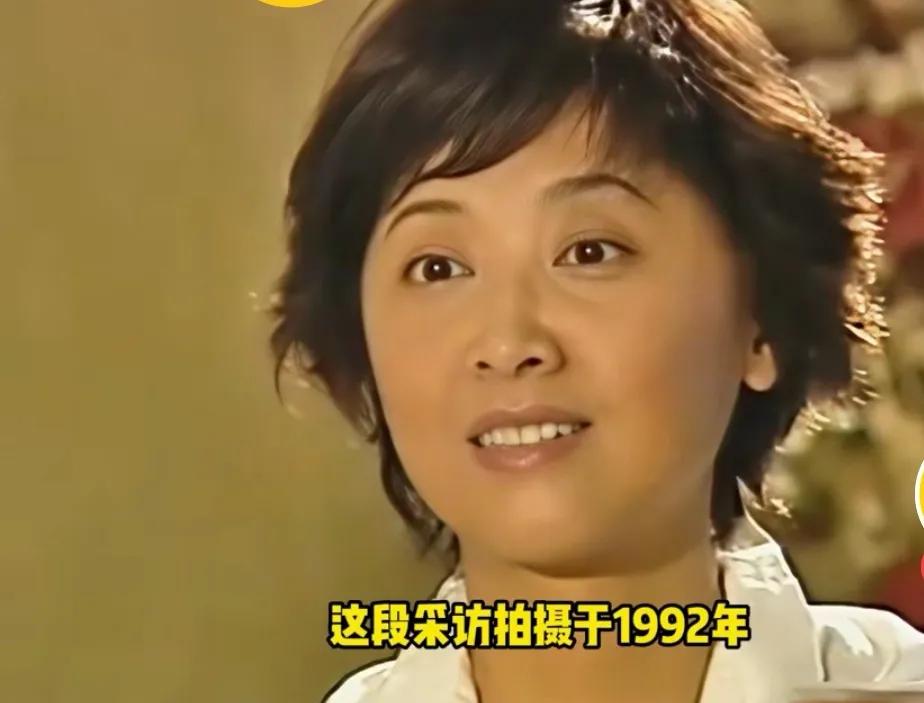 都说朱琳一生未嫁，探其原因：当年采访朱琳，“女儿国国王娶亲”的一场戏，面对唐僧真