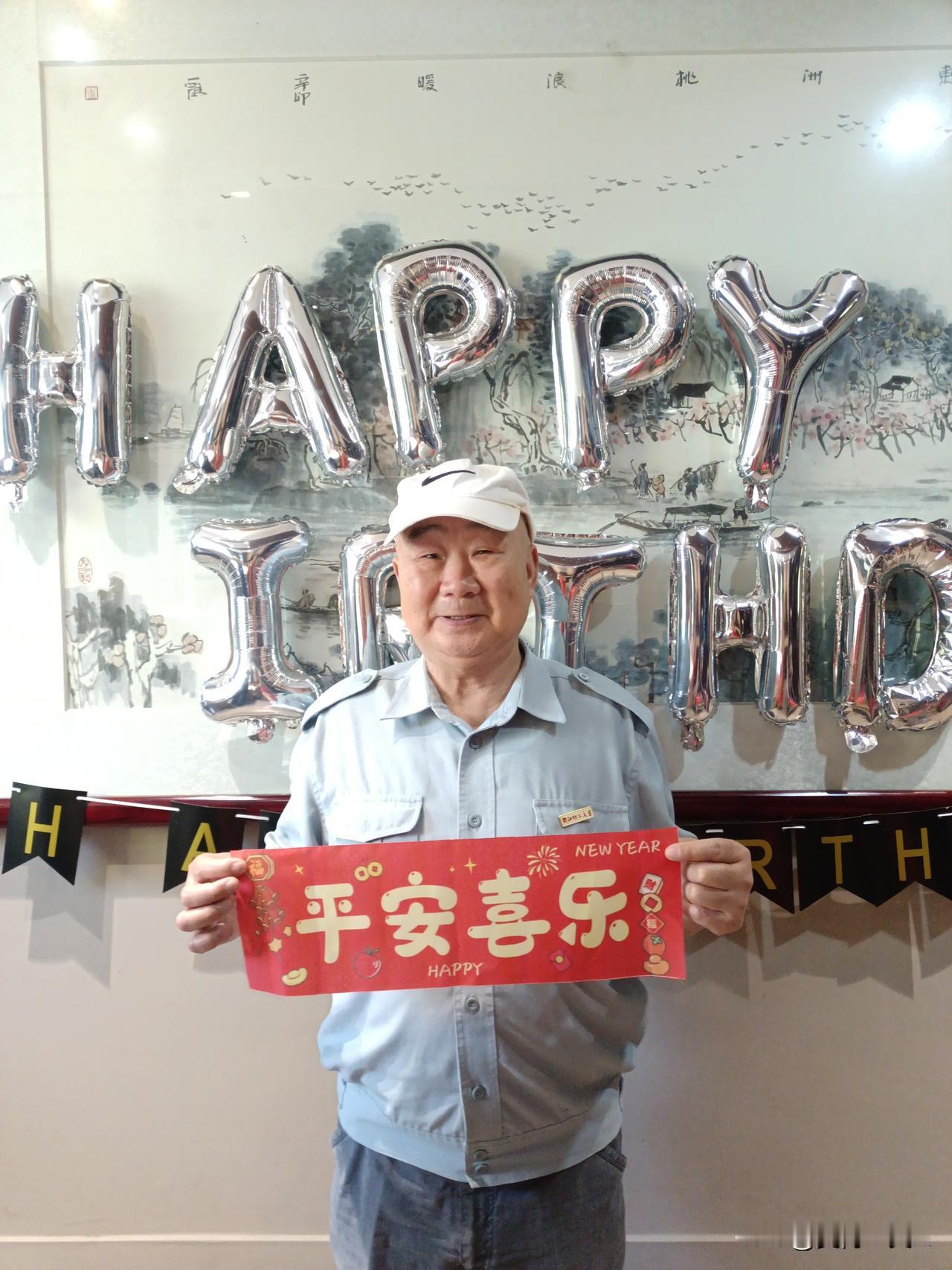 4月23日是世界读书日。
1986年民族工业鼎盛，读书风卷全国上下。
衡阳市有不